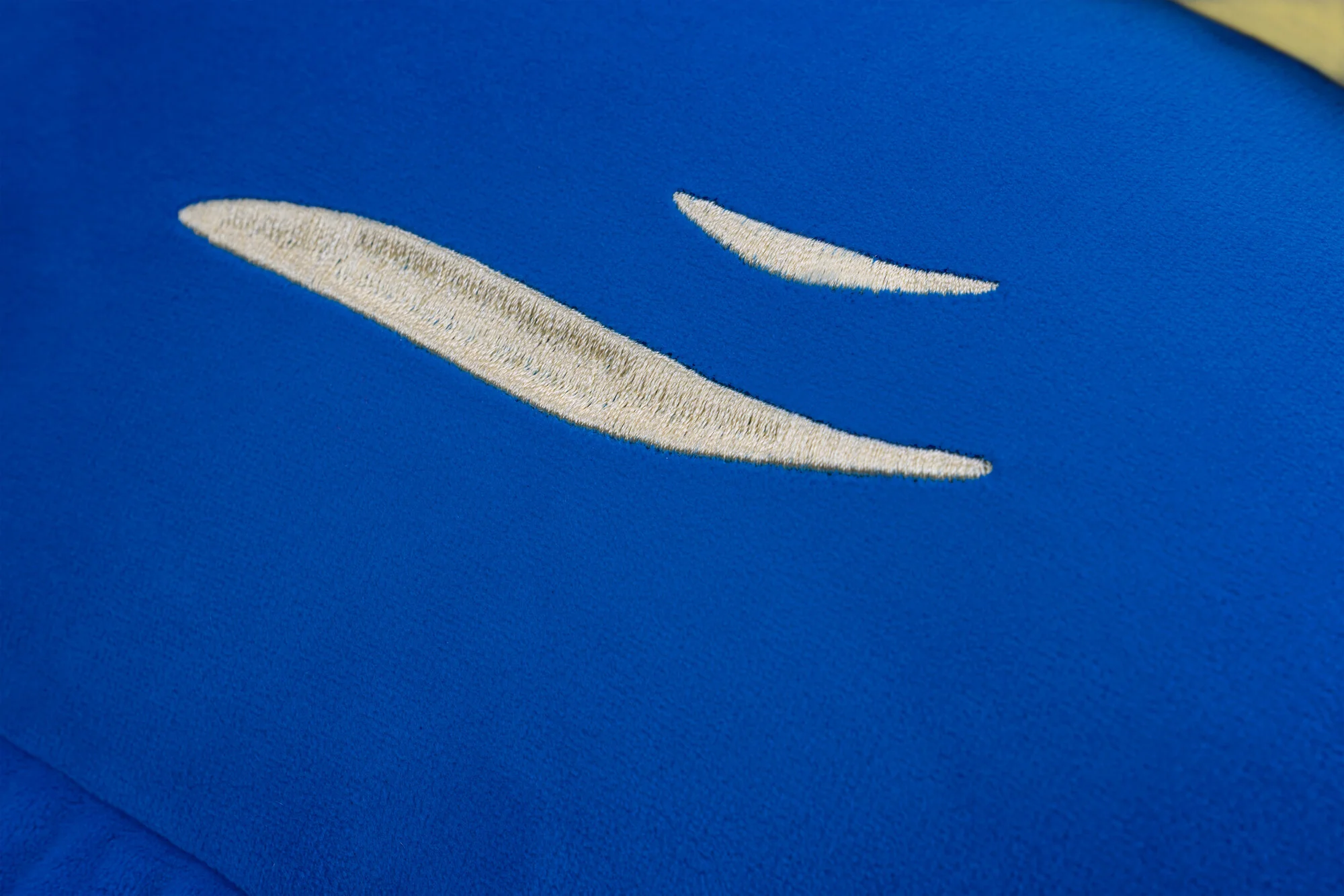 Adopt Me! 21-Inch Space Whale Large Plush (Exclusive Virtual Item Included) - Image 12